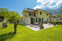 Villa Apartments - Porto Letizia