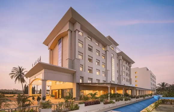 克拉爾斯塔酒店