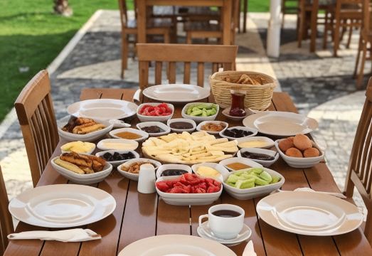 에르신 코낙 조식 정원