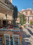 Black Onyx Comfort Suites Hotel di Tesalonika
