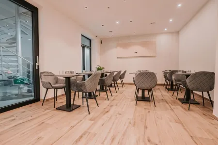 Hôtel Concorde Отели рядом со станцией Брюссель-Южная железнодорожная станция