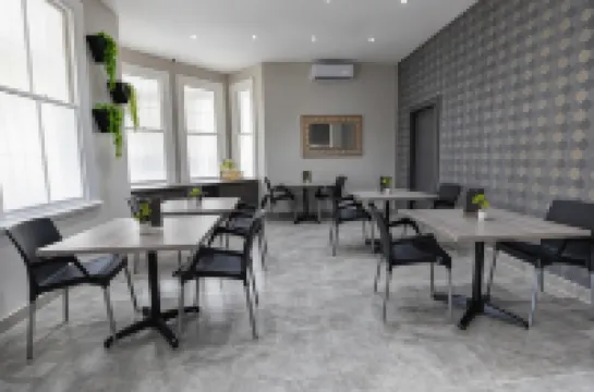 Luxe Suites Boutique Hotel