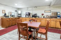 TiltonLodge Inn & Suites Hotels in Laconia