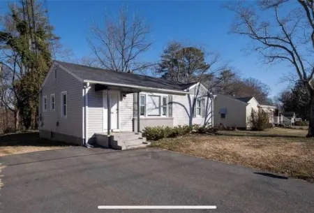 Elk Spur Outpost – Wine, Hike, Walk to Fun!