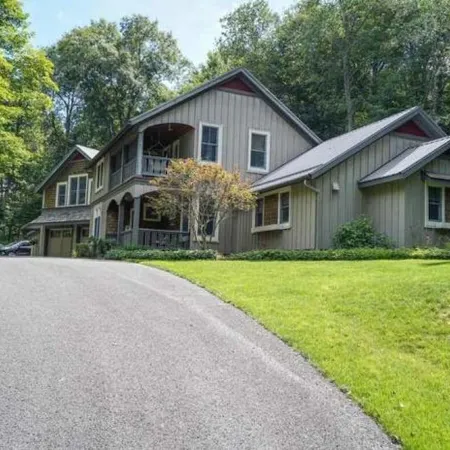 Elegant Home Away: Hot Tub, Game Room, Kid Friendly!