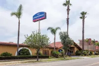 Howard Johnson by Wyndham National City/San Diego South Hotels in National City