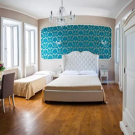 Opera Relais