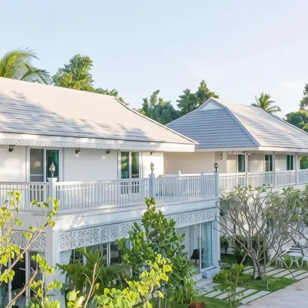Moeimanee Resort