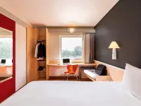 Ibis Guadalajara Expo Отели рядом с достопримечательностью «Университет Гвадалахара»
