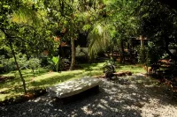 Namaste Yoga Farm Hotel di 