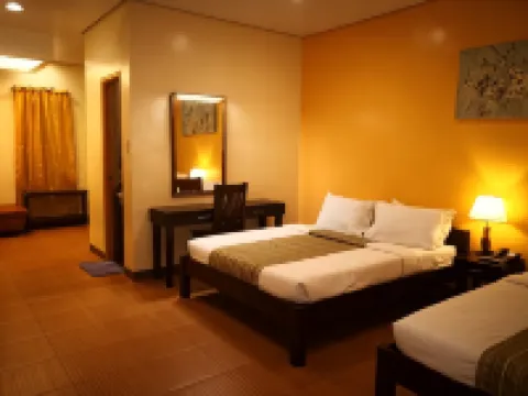 伊洛伊洛海洋花園度假村