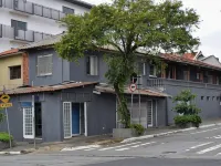 Studio House Hotels near Campo Grande