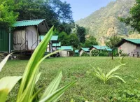 Camp Bagheera Các khách sạn gần Camp Jugnoo | Camping in UK