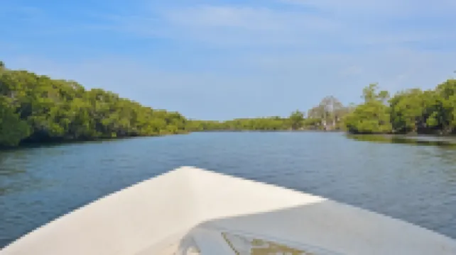 Melheim Beach Kalpitiya