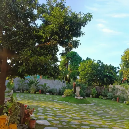 La Gensol Plaza Hotel