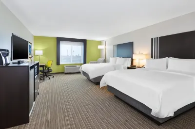Holiday Inn Express & Suites Effingham Hotels in Effingham
