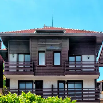 Panorama Blue Family Hotel and Free Parking