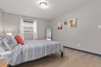 Ideal for long stays 2BR + Garage