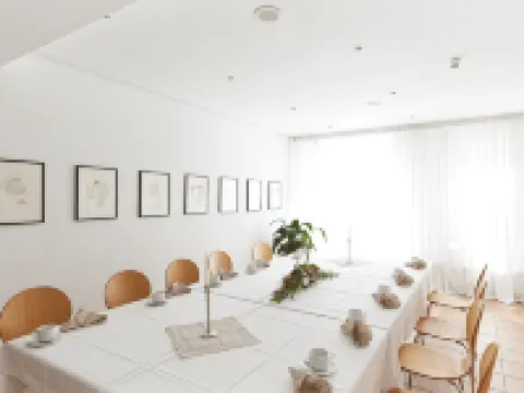 ホテル ガルニ ツム アイヒヴェルダー テンプリーンのホテル