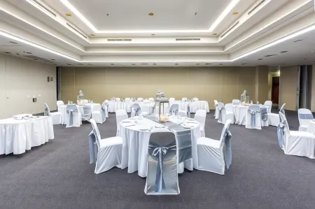 Best Western Plus Hotel Lord Forrest Отели в г. Pelican Point