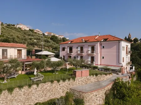 Residence Villa il Casale - Appartamenti Wellness e Piscina Riscaldata Отели в г. Вецци-Портио