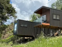 Hidden Valley Waiheke Hotels in Palm Beach