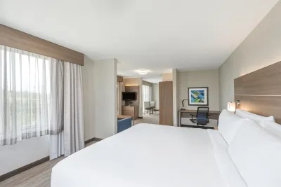 Holiday Inn Express & Suites Frankfort