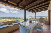 [porto Rotondo] Vista Incantevole sul Mare e Yacht