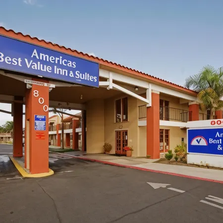 Days Inn by Wyndham Hemet