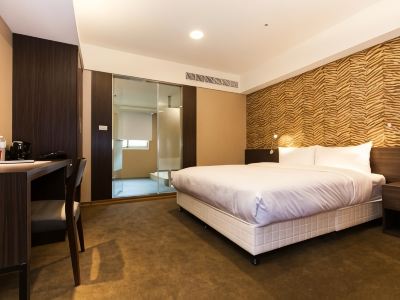 Fairytale YiSu Hot Spring Hotel