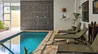 cest lavie ultra apartments