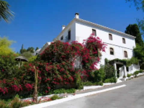 لا تارتانا هوتل بوتيك فنادق في ألمونيكار