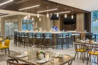 Cambria Hotel Niagara Falls