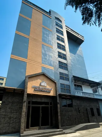 The loft living space Отели в г. Самут Пракан