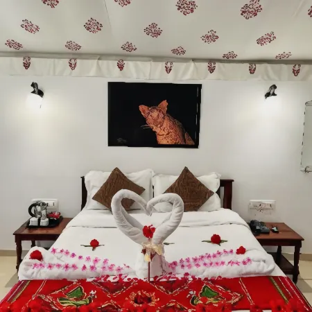 Jawai Empire Resort by Premier Hotels - Luxury Tent & Cottage Stay - Leopard Safari Near Jawai DAM