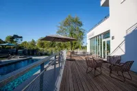 Shana Hôtel & Résidence Hotels in Thezillieu