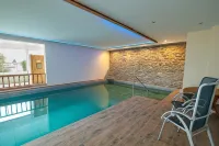 LuCA HOTEL - Pools