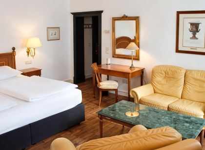 DORMERO Hotel Halle