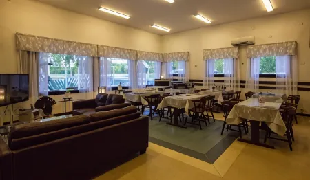 Motelli Rovaniemi Отели в г. Рованиеми