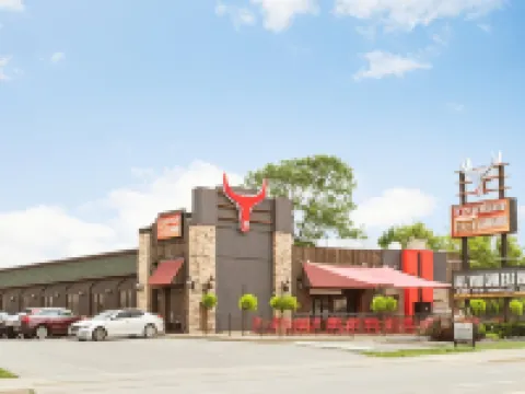Days Inn by Wyndham Fallsview Hotel di Niagara Falls