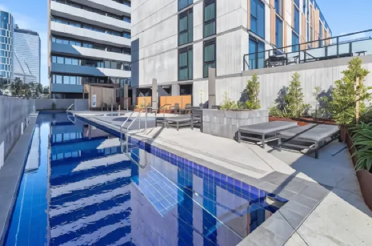 Melbourne City Apartment Hotel