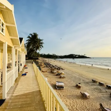 Cocos Beach Resort