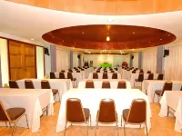 Phatad Valley Hotel فنادق في ثونغ فا بوم