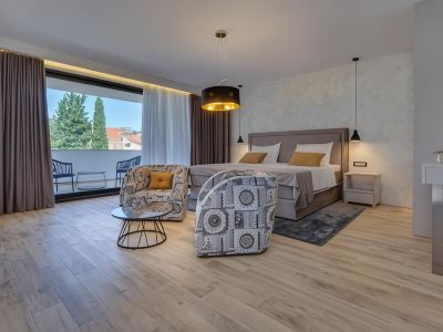 Mirabilis Residence