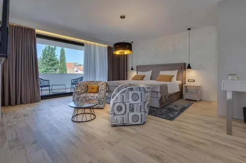 Mirabilis Residence - Bed and Breakfasts