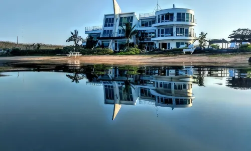 Migrator Intertidal Homestay