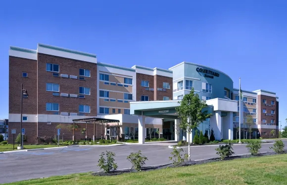 哥倫布格羅夫市萬怡酒店