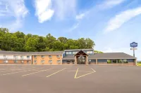 AmericInn by Wyndham West Salem Hotel a West Salem