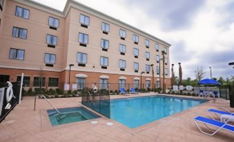 Holiday Inn Express & Suites Orlando-Ocoee East