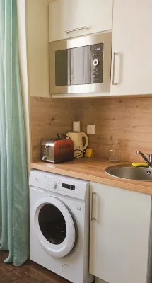 Magnificent studio near town center Hotels near Jaune Poussin